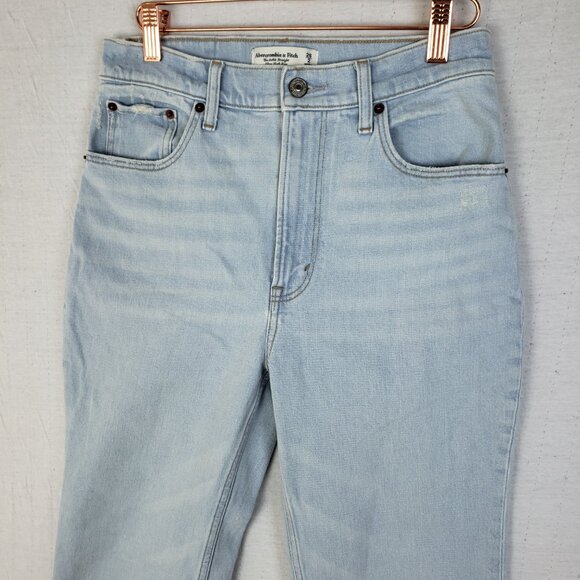 Abercrombie & Fitch Ultra High Rise Ankle Straight Jean Light Wash size 26 - Picture 4 of 12